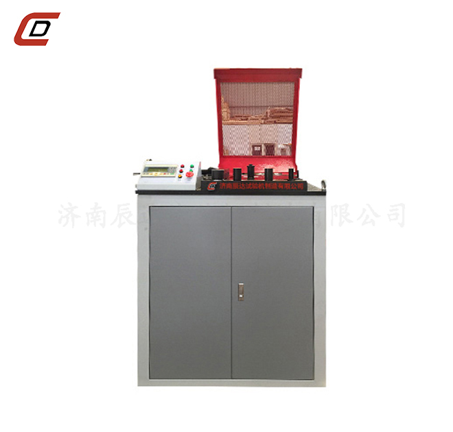 使用鋼筋彎曲試驗機(jī)時要注意什么？